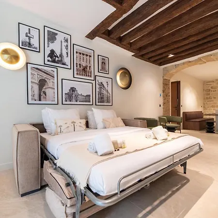 Luxury Marais Apartment *