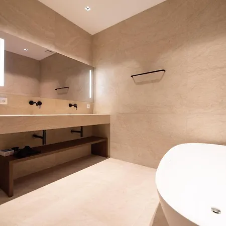 Apartment Luxury Marais Paris