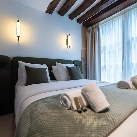 Luxury Marais דירה